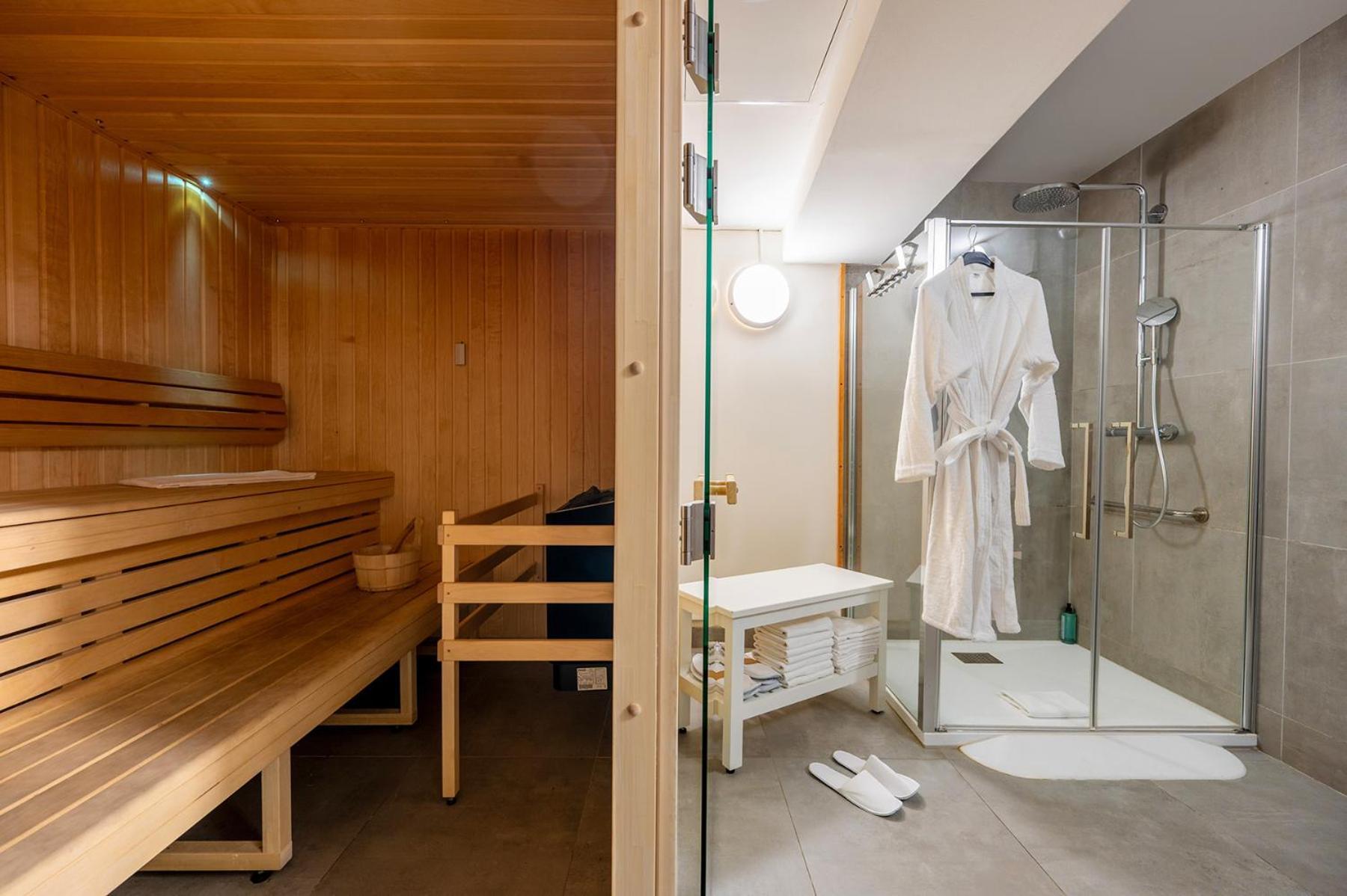 Néméa Paris Appart hôtel 4*